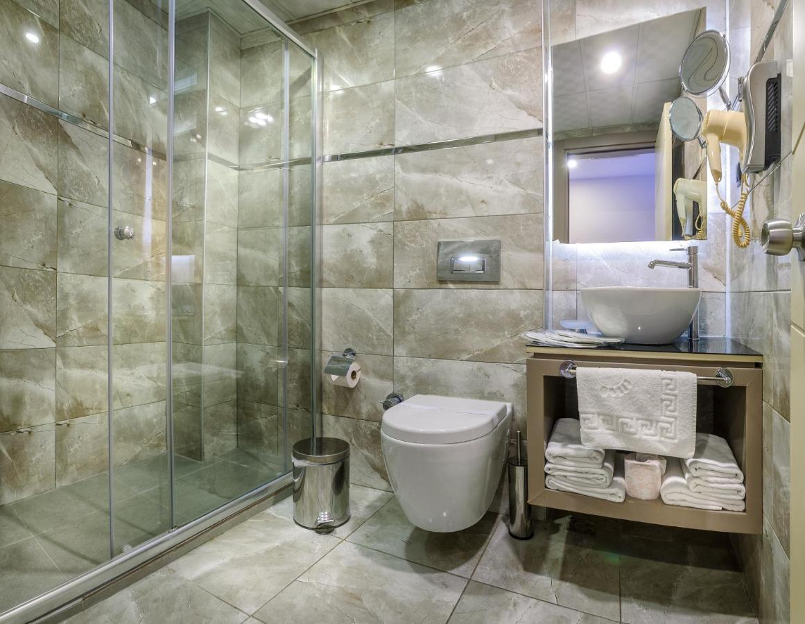 Hotel Bossuite Kadikoy Isztambul Kültér fotó