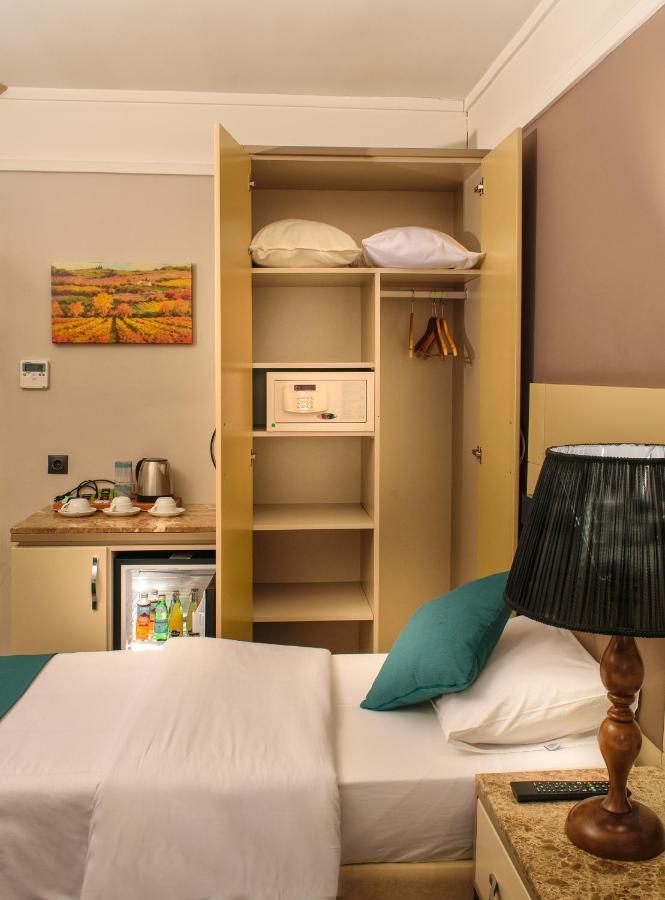 Hotel Bossuite Kadikoy Isztambul Kültér fotó